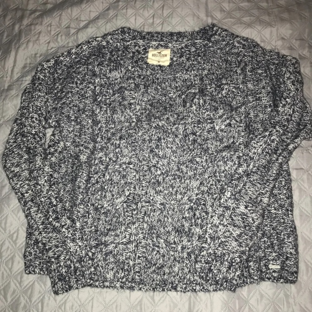 Hollister knit sweater